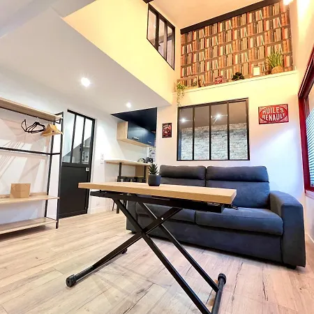 別荘 Le Loft ~ A 4 Min De La Gare, Fibre + Parking Prive ポアティエ
