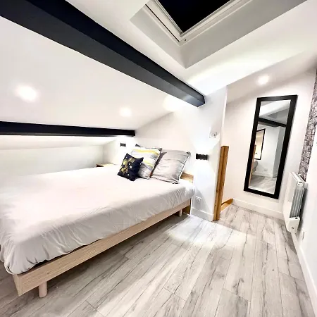 Le Loft ~ A 4 Min De La Gare, Fibre + Parking Prive * Poitiers